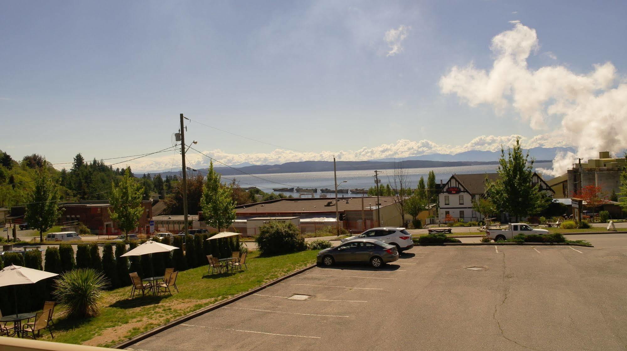 Island View Lodge Powell River Exterior photo